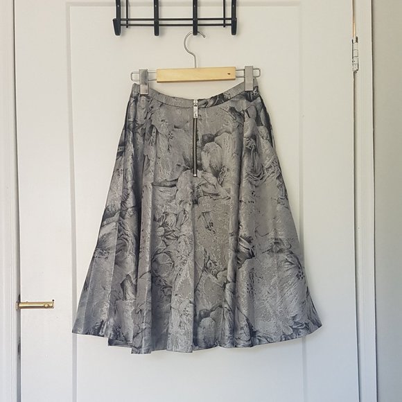 NEW Grey/ Silver Ted Baker Circle Skirt - Picture 3 of 4